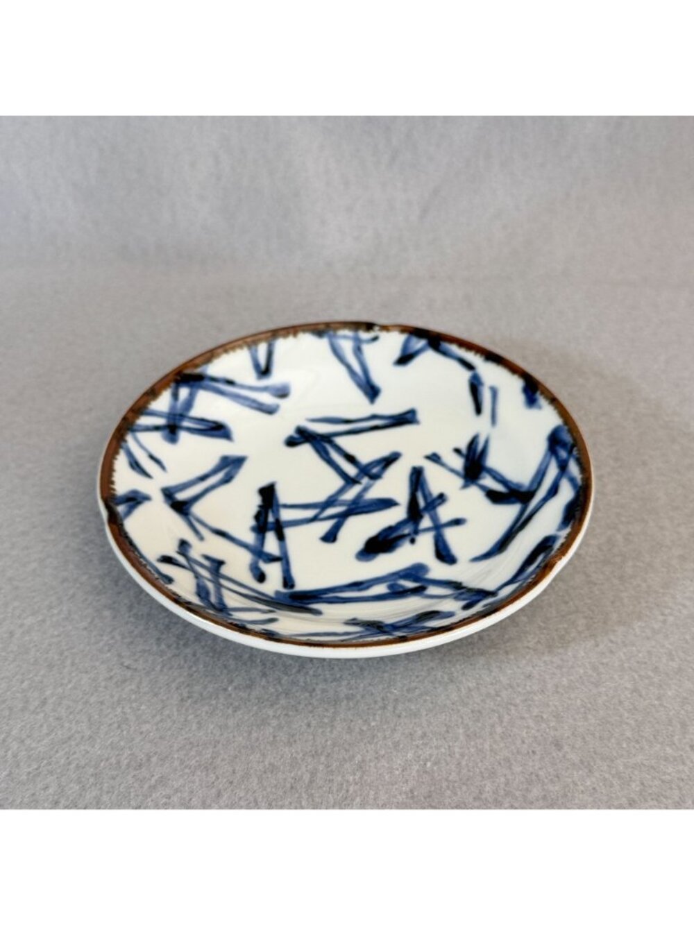 Shoho Arita Vintage 5” Small Plate Blue White Porcelain Abstract Matsuba Japan - Picture 2 of 7